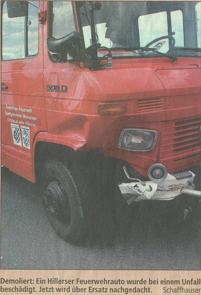 Demoliert: Ein Hillerser Feuerwehrauto wurde bei einem Unfall beschädigt. Jetzt wird über Ersatz nachgedacht (c)Schaffhauser